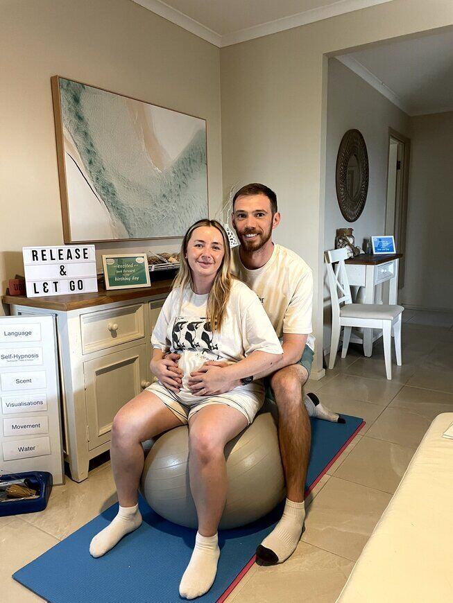 Couple doing Hypnobirthing Australia™ Techniques Gold Coast Course