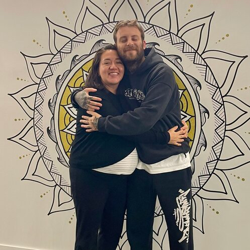 pregnant couple smiling after completing the Hypnobirthing Australia™ course on the Gold Coast